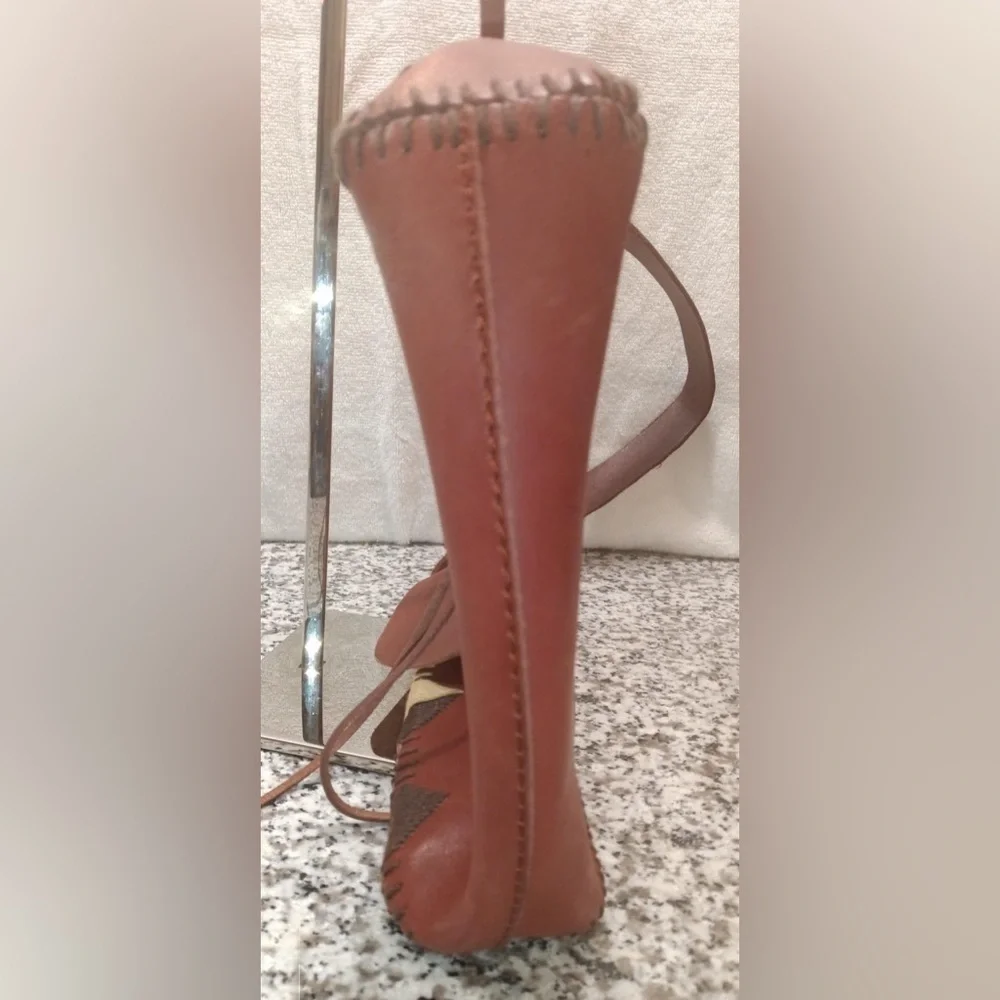 Lucky Brand Leather Shoulder Bag Purse Laguna Canyon Collection.
